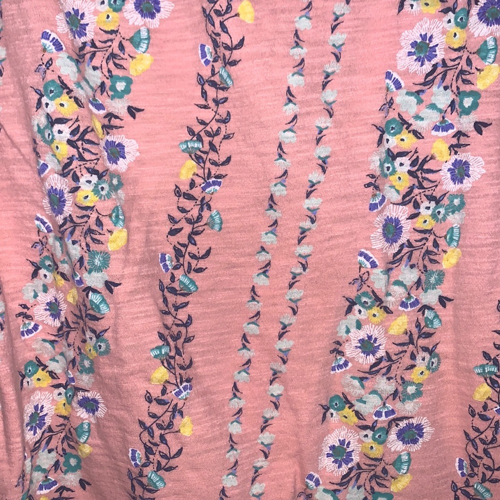 Off the shoulder Floral Top - Picture 3 of 5